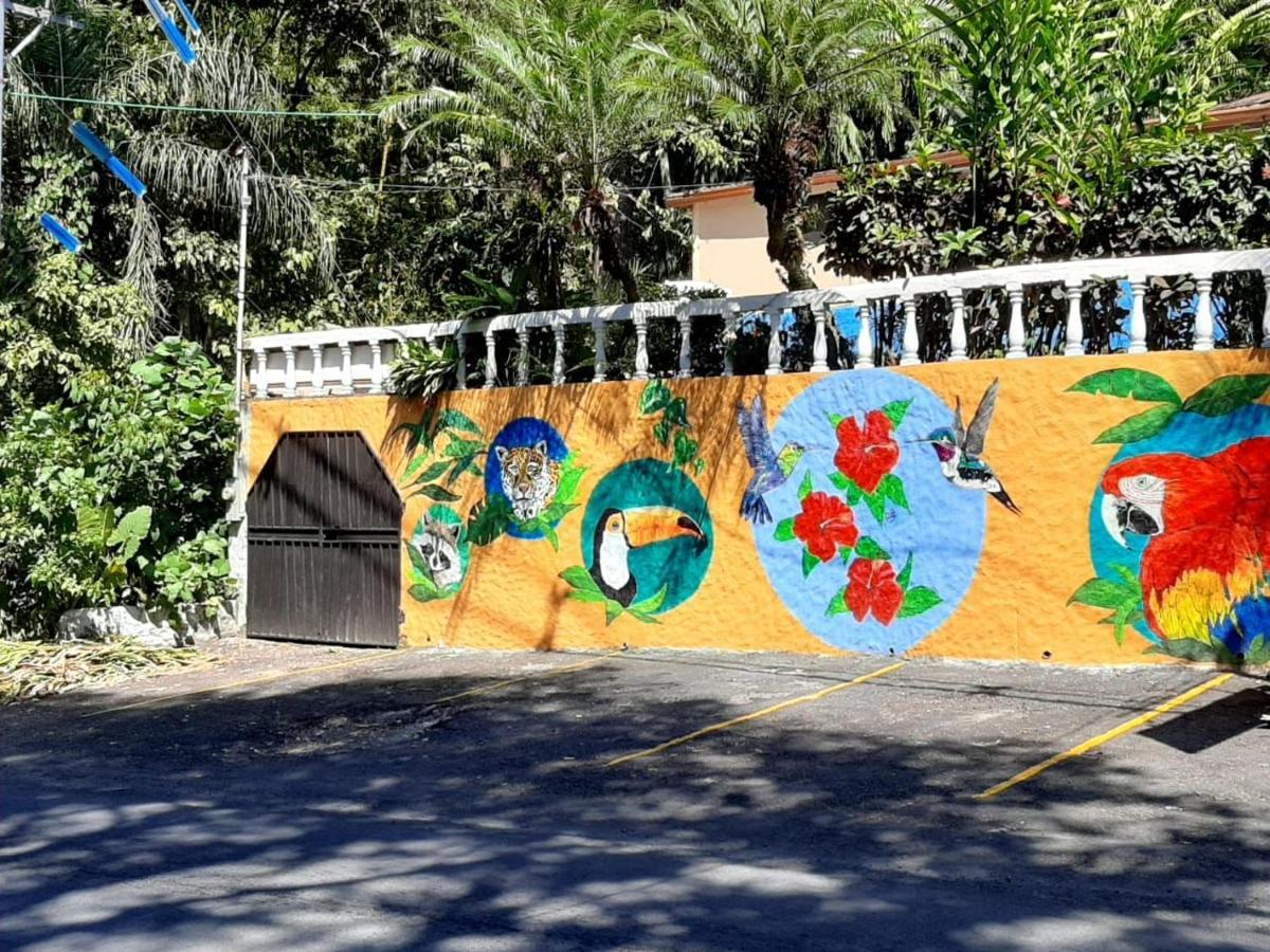 Hospedaje Colibri Manuel Antonio Eksteriør bilde